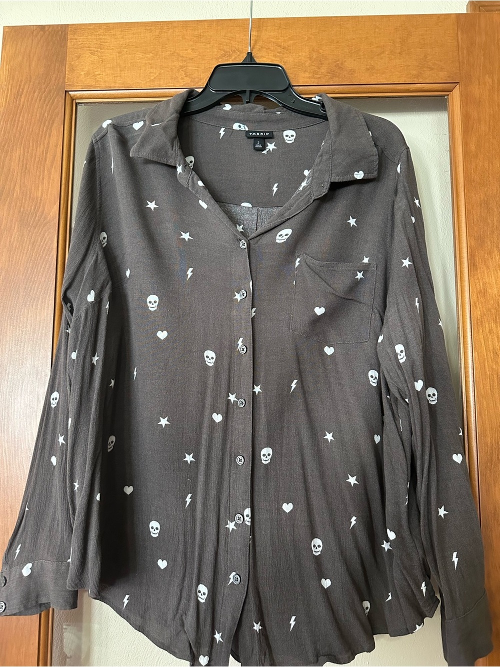 Torrid Grey Skull & Star Button-Up Shirt